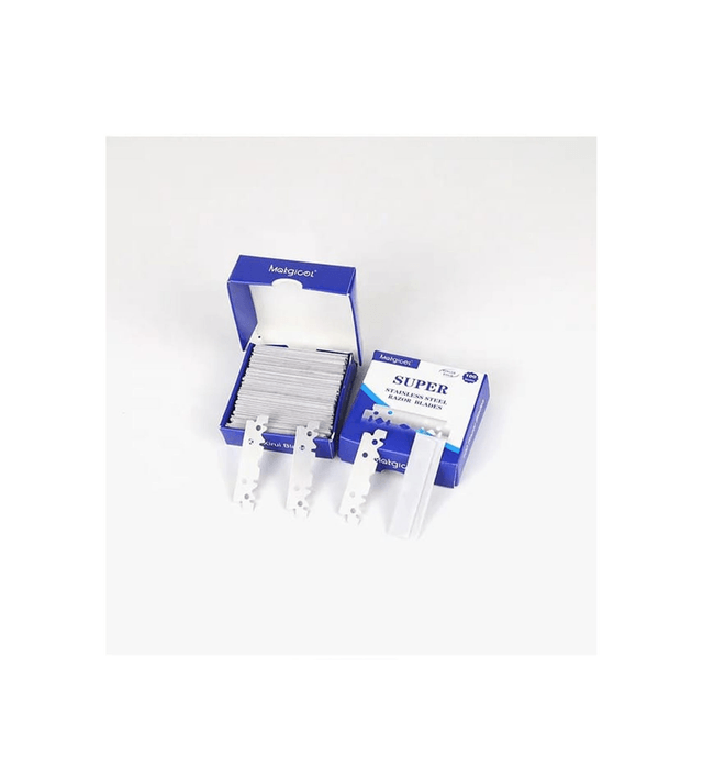 Single half razor blade